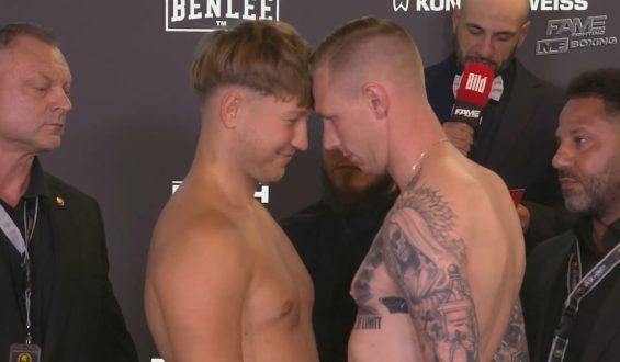 Küssen oder kämpfen? Face-off sorgt für Verwirrung
