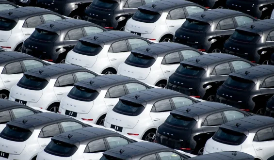 Chinas Automarkt erleidet unerwarteten Einbruch