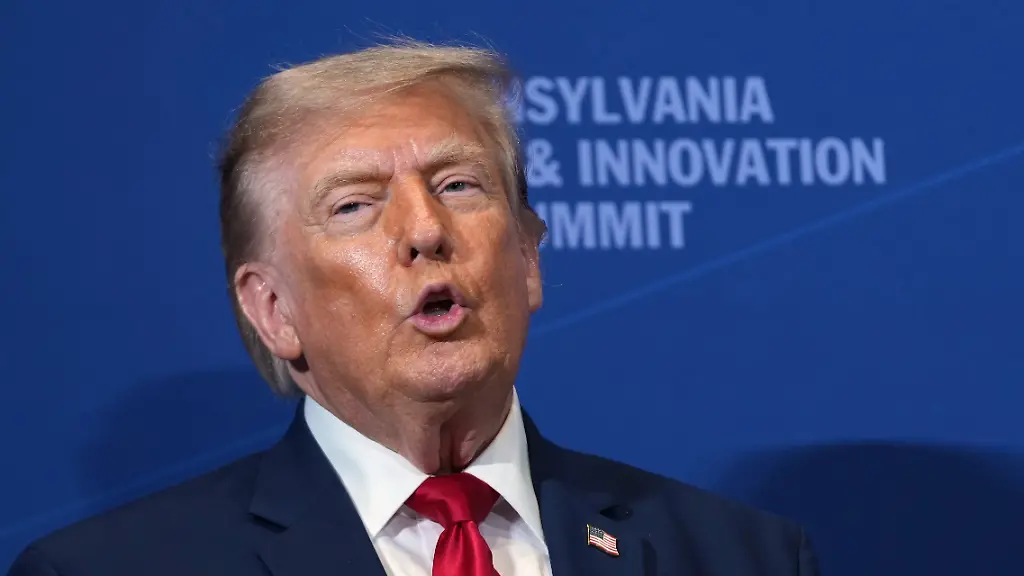 Trumps Aktiendeals: Neue Vorwürfe um Selbstbereicherung
