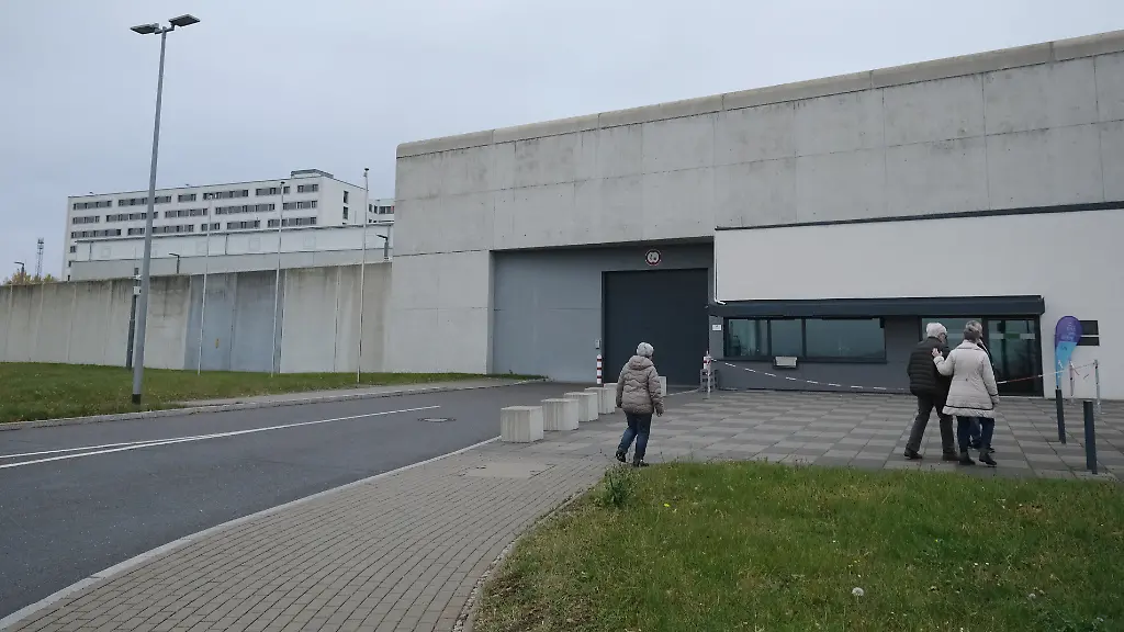 Geschlechtsänderung eines Häftlings und Verlegung ins Frauengefängnis – Ein Fall aus Thüringen
