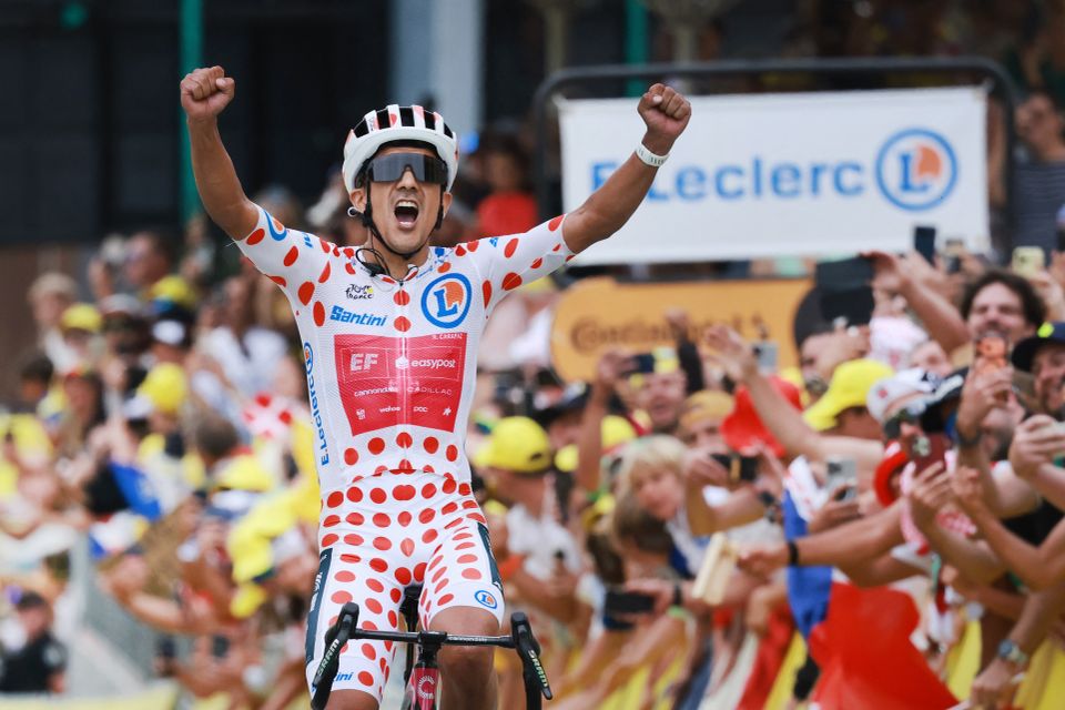 Richard Carapaz gewinnt die Königsetappe der Tour de France