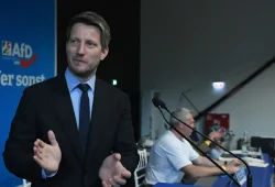 Konflikt in der NRW-AfD: Maßnahmen der Parteispitze gegen Landeschef