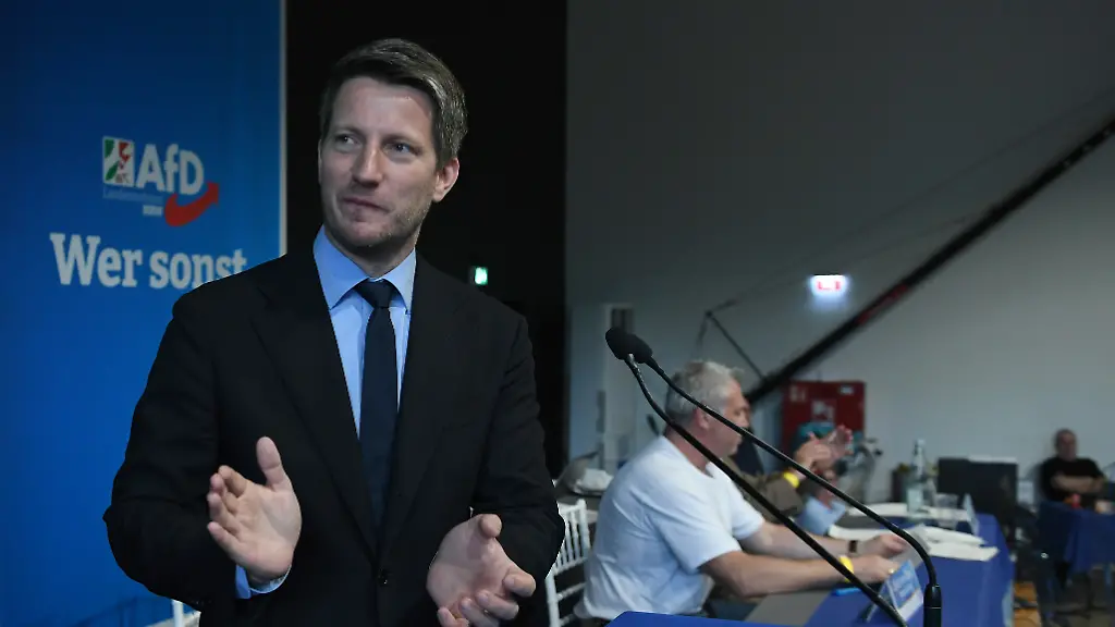 Konflikt in der NRW-AfD: Maßnahmen der Parteispitze gegen Landeschef