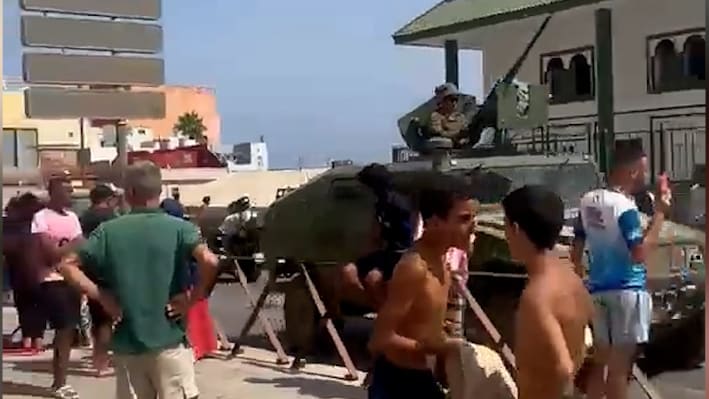 Spanisches Militär reagiert auf Migrantenansturm in Ceuta