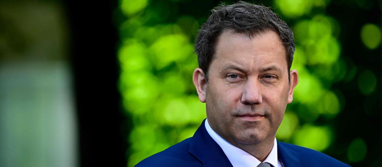 Bundesfinanzminister plant höhere Ausgaben und neue Schulden für 2027