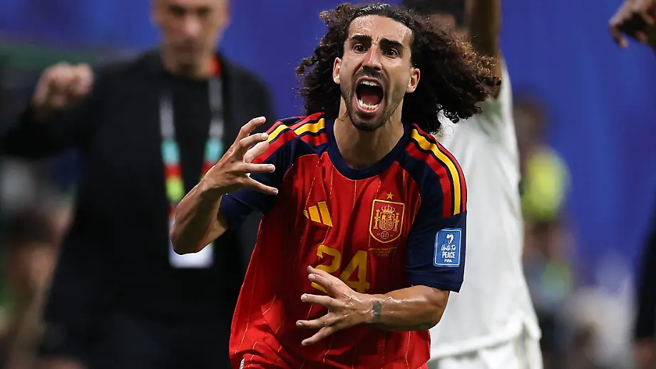Spanien besiegt Österreich und zieht ins Achtelfinale der WM ein
