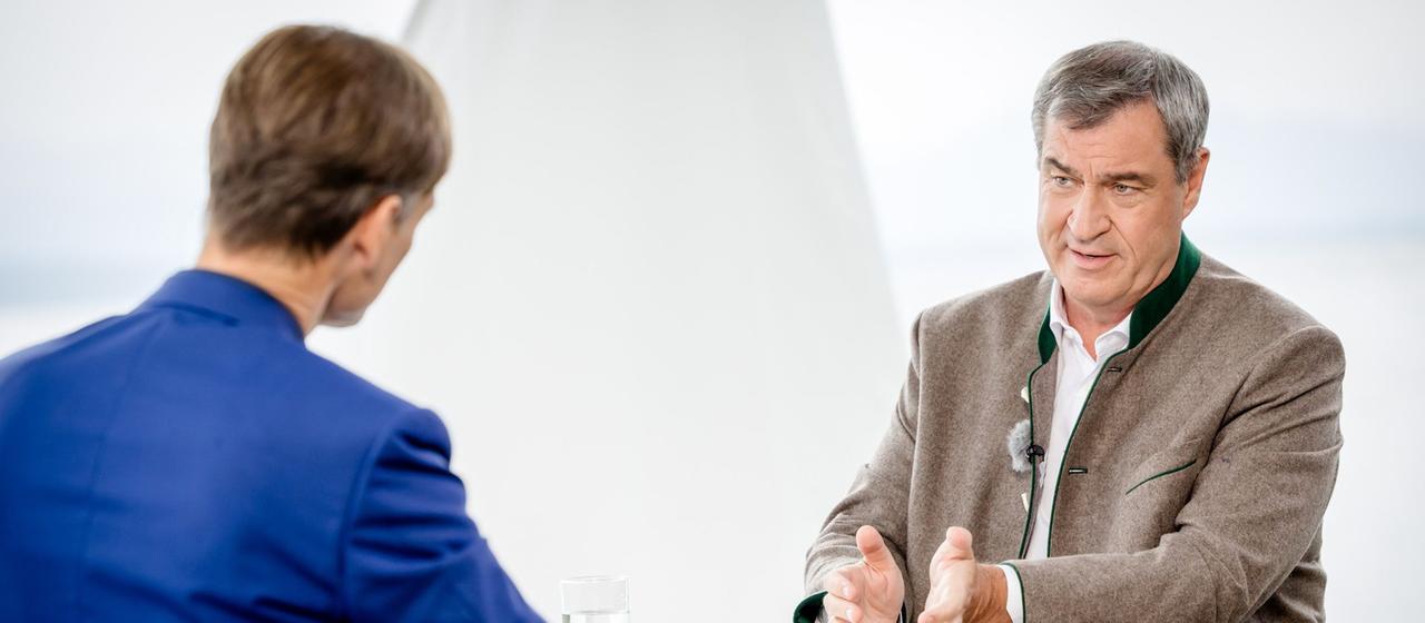Merz verteidigt Kabinettsumbau trotz Kritik