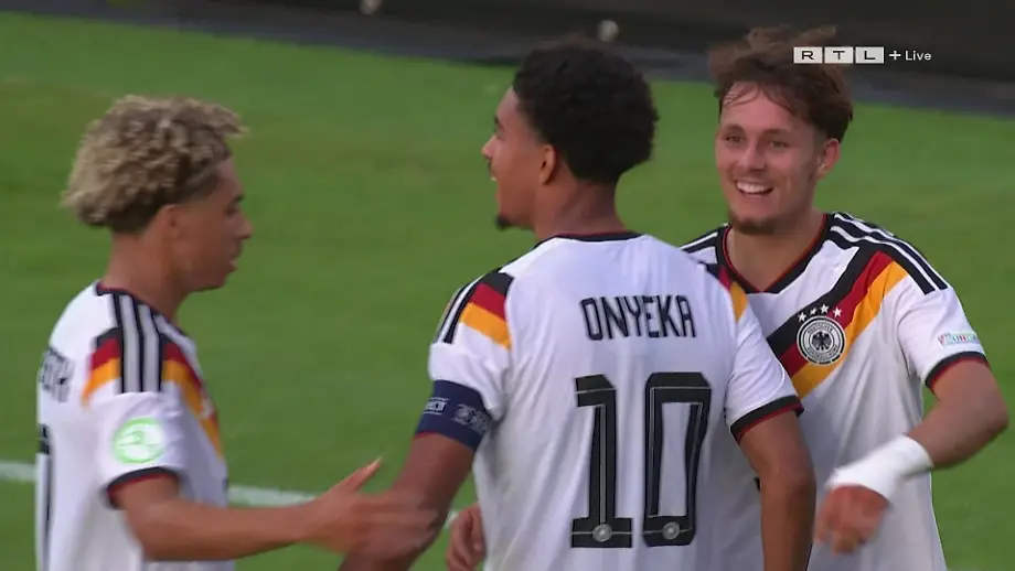 Deutsche U19 triumphiert in einem dramatischen Halbfinale