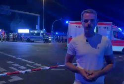 Auto rast in Menschenmenge beim CSD in Berlin