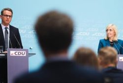 Wechsel im Kabinett: Warken und Linnemann mit neuen Positionen