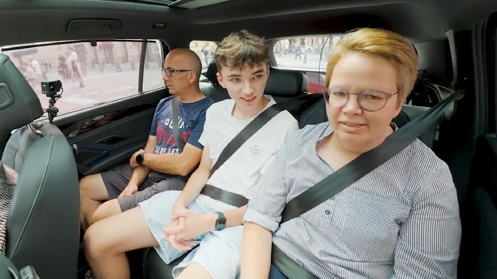 WM-Quiztaxi: Finale mit Julian F.M. Stoeckel