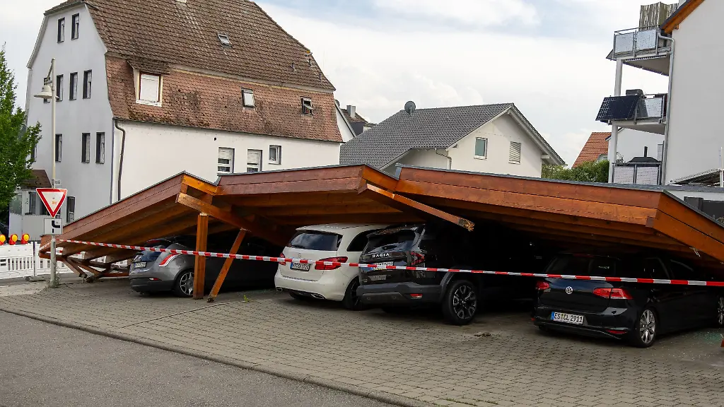 Schwere Gewitter im Südwesten Deutschlands verursachen erhebliche Schäden