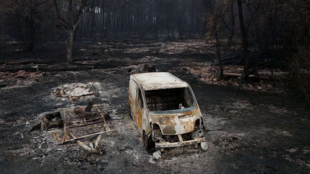 Waldbrand in Frankreich: Ausmaß der Zerstörung durch Drohnenbilder dokumentiert