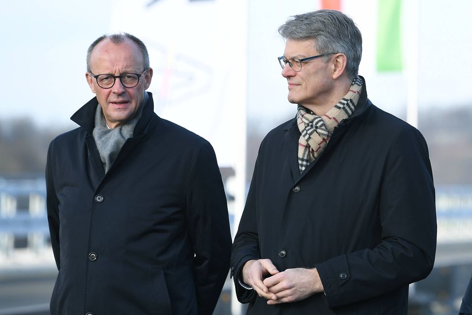Personalwechsel in der Regierung und Kritik an Kanzler Merz