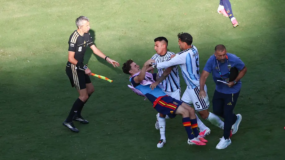 Kritik am Verhalten nach dem WM-Finale