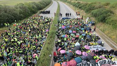 Proteste führen zu Sperrung der A71 in Erfurt