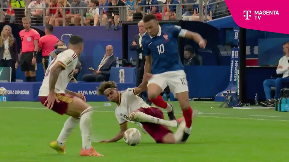Lamine Yamal foult Mbappé im WM-Halbfinale