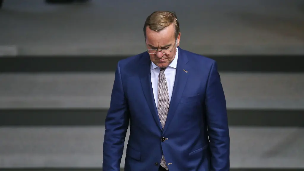Fregatten-Werft erhebt Vorwürfe gegen Minister Pistorius