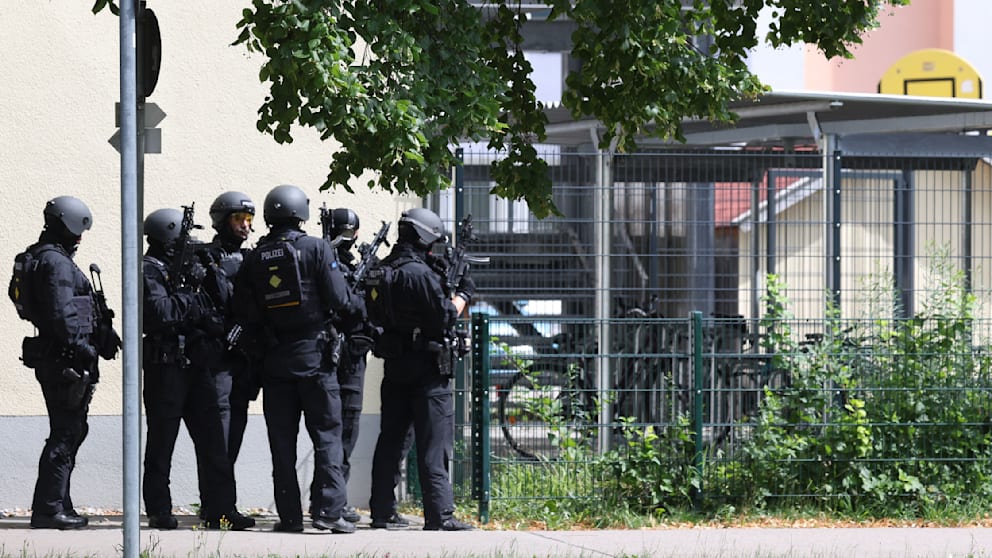 Messerattacke am Gymnasium in Schongau: Ermittlungen wegen extremistischer Motive