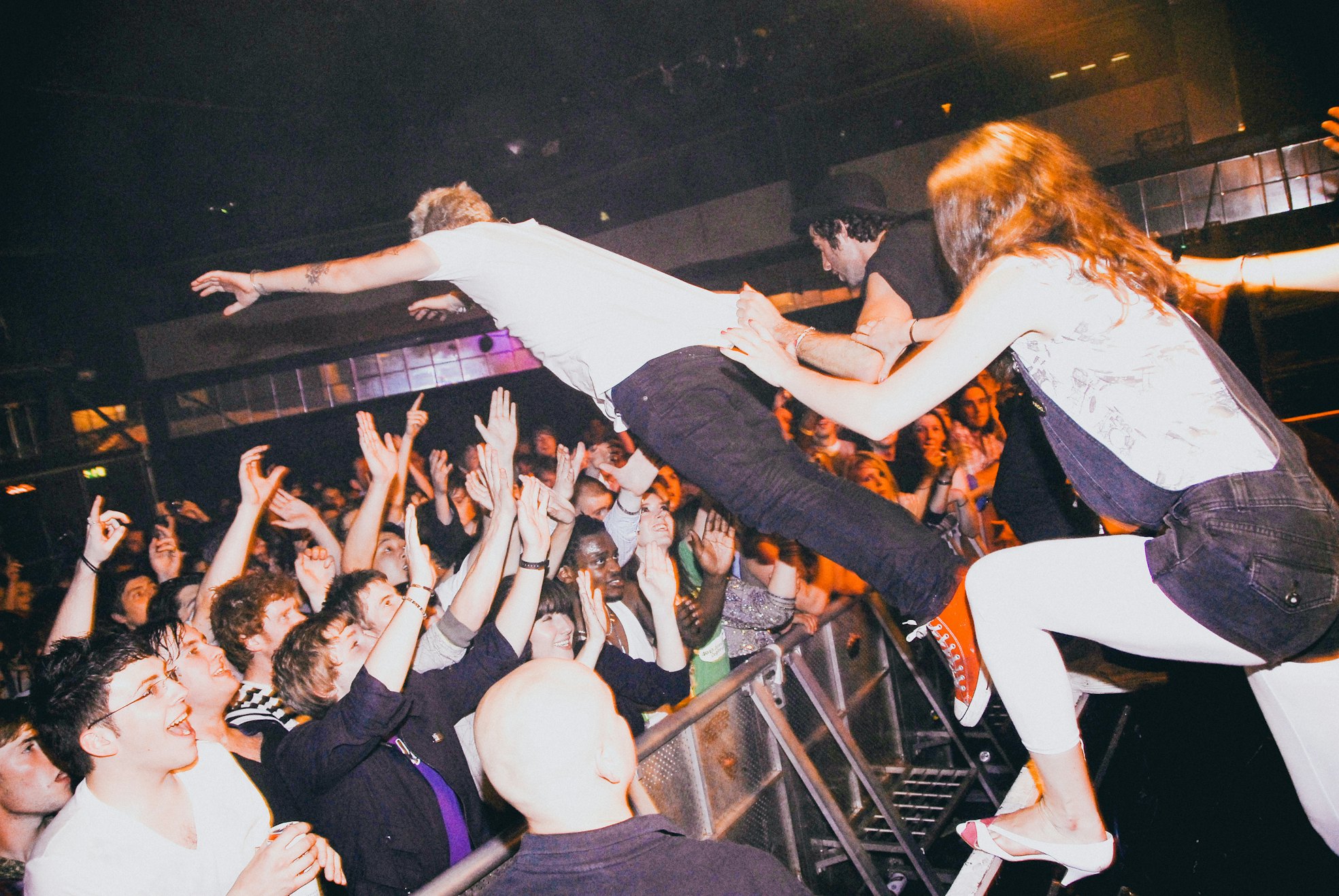 Stagediving und die verlorenen Musikszenen im V&A Museum