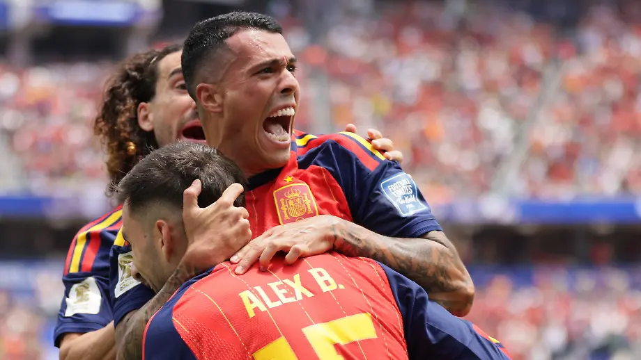 Spanien bezwingt Österreich im Sechzehntelfinale
