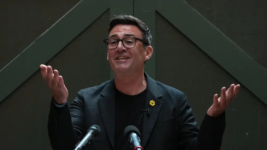 Andy Burnham sichert sich Unterstützung für Premierministerposten