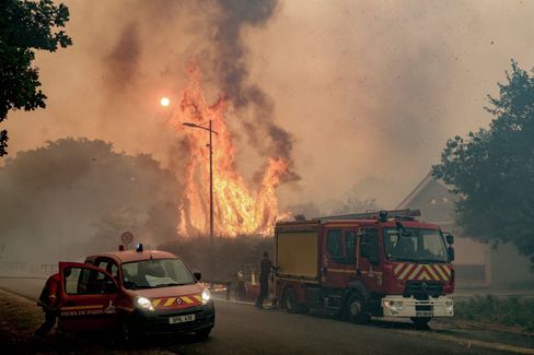 Dramatische Waldbrände in Europa bedrohen Mensch und Natur