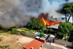 Feuer breiten sich in Südeuropa aus