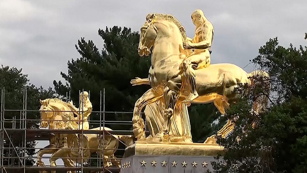 Trump investiert Millionen in Gold-Dekoration am Lincoln Memorial