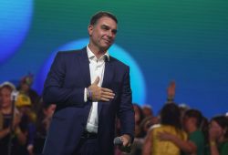 Flávio Bolsonaro als Präsidentschaftskandidat in Brasilien nominiert