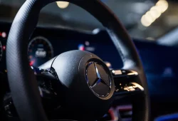 Mercedes-Benz erzielt Gewinnsteigerung trotz Absatzproblemen