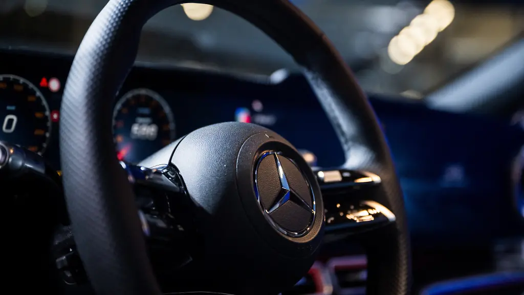 Mercedes-Benz erzielt Gewinnsteigerung trotz Absatzproblemen