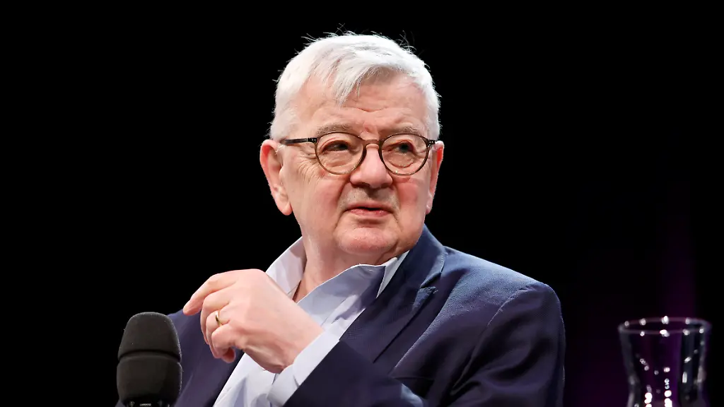 Joschka Fischer zweifelt an Zukunft der Nato