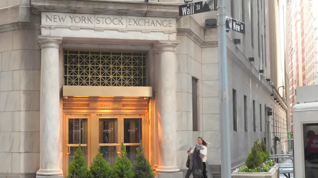 Wall Street unter Druck: Tech-Aktien fallen trotz starker Zahlen