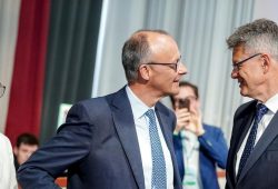 Personalumbau im Kabinett von Kanzler Merz: Ein Balanceakt