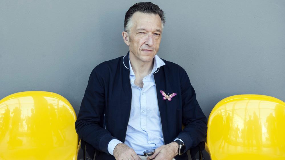 Lukas Bärfuss: Eine schwierige Kindheit