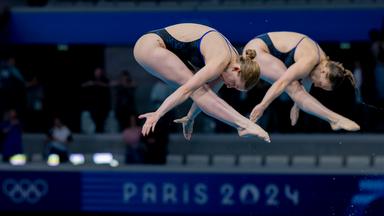 Deutsches Duo gewinnt Bronze im Synchronspringen bei Schwimm-EM