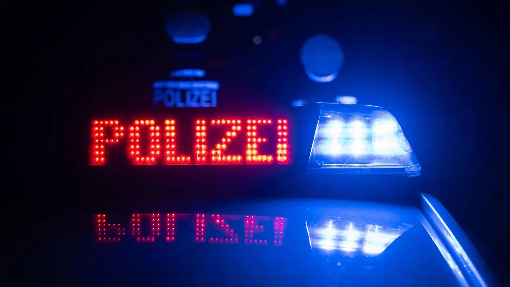 Tödlicher Unfall eines Jugendlichen auf der A5 in Baden-Württemberg