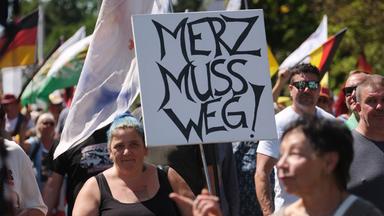 Demonstrationen und Gegenproteste in Plauen