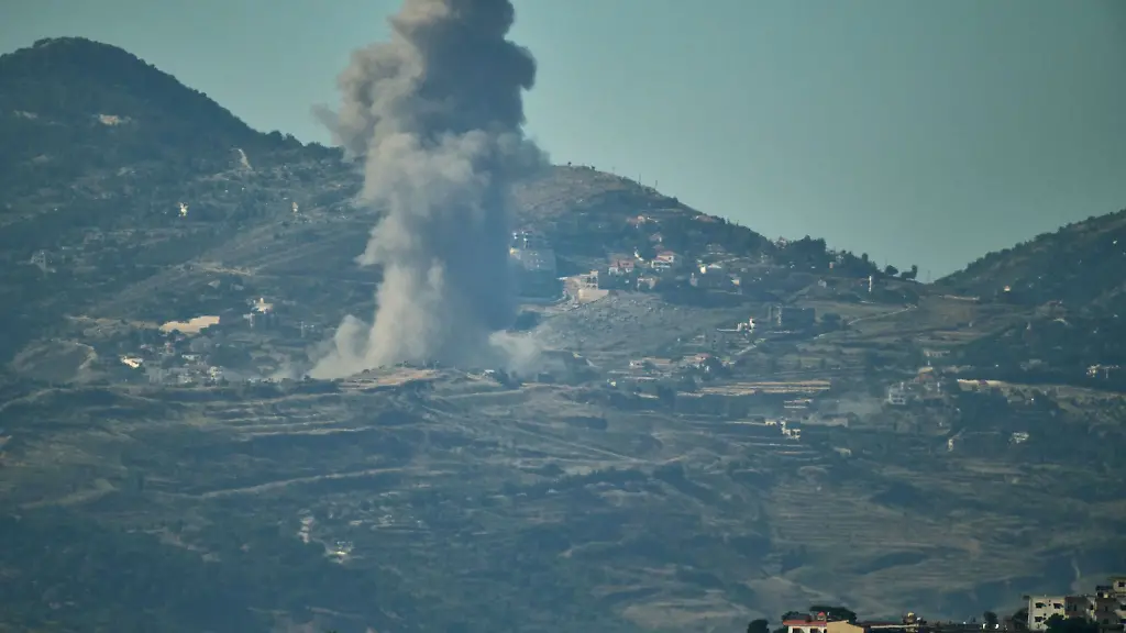 Israelische Angriffe und Verhandlungen im Libanon
