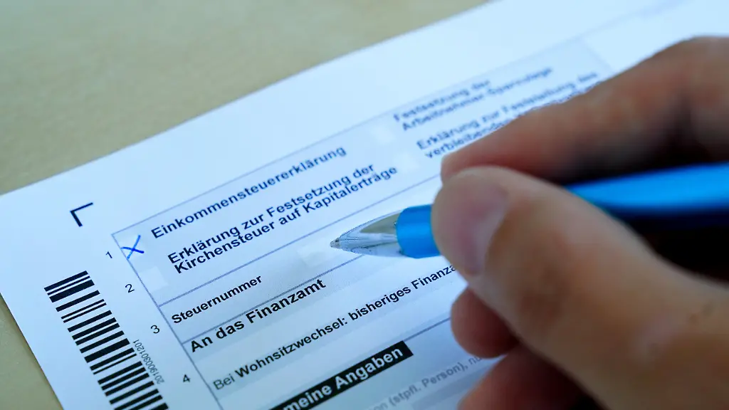 Finanzminister plant niedrigere Freibeträge für große Vereine