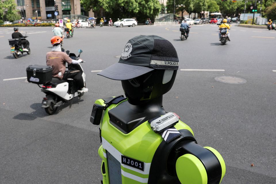T2: Der Roboterpolizist in Hangzhou