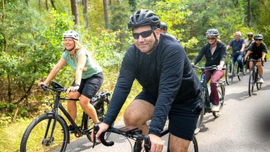 Herausforderung für SPD-Chef Lars Klingbeil bei Radtour