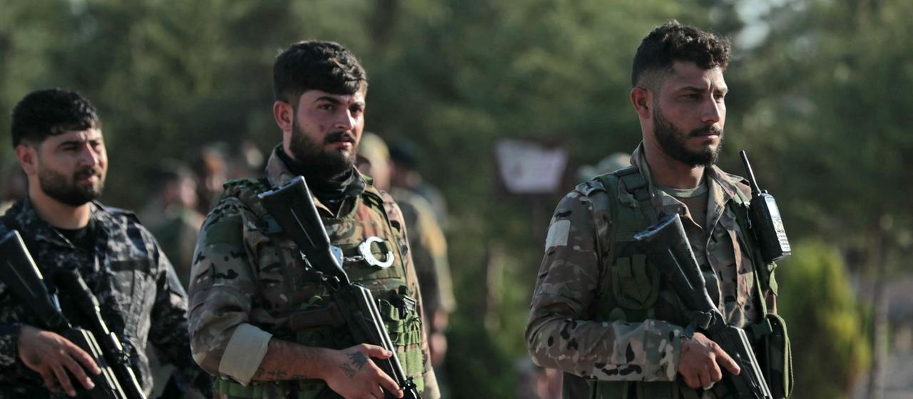 Auflösung der SDF und Eingliederung in syrische Institutionen