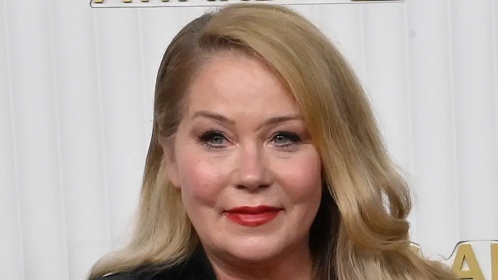 Christina Applegate nach Krankenhausaufenthalt wieder zu Hause