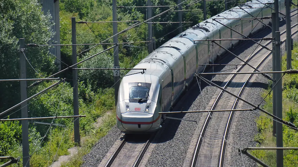 Restmängel bremsen ICE zwischen Hamburg und Berlin trotz Sanierung