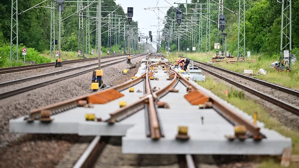 Bahnstrecke Berlin-Hamburg erneut für Bauarbeiten gesperrt