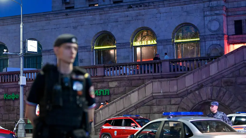 Explosion in Moskauer Restaurant: Anschuldigungen gegen Selenskyjs “Terrorbande”
