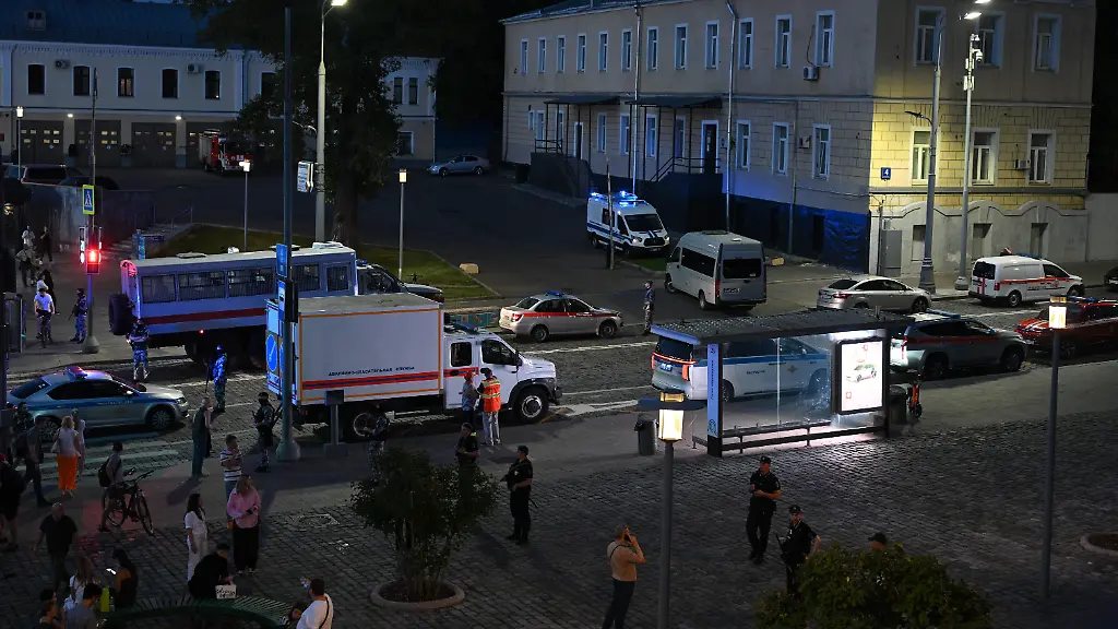 Explosion in Moskau: Drei Tote und Verletzte in der Nähe eines Lokals