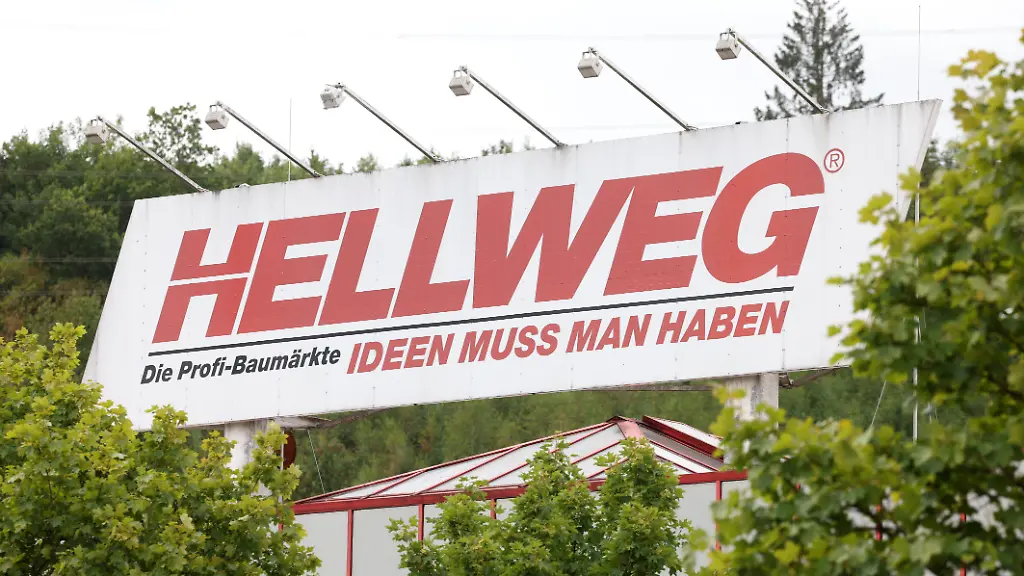 Zukunft der Filialen von Hellweg und BayWa ungewiss